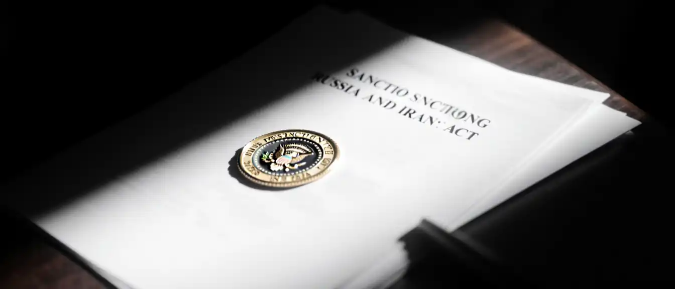 Подписание Дональдом Трампом законопроекта о санкциях против России и Ирана может спровоцировать торговую войну