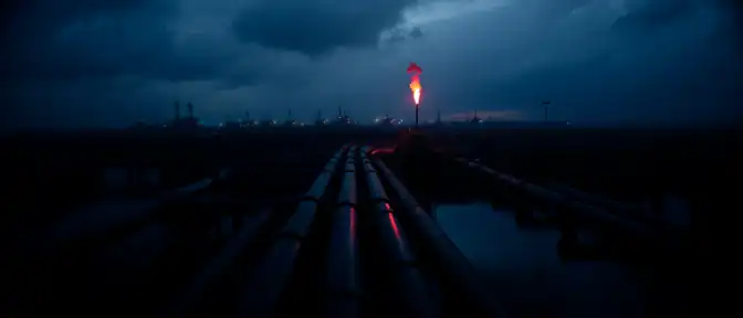 ЗАГОЛОВОТЕ: Нефтяные маневры: Казахстан ищет альтернативные пути из-за сбоев на КТК